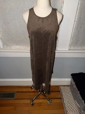 Wilfred Aritzia Faux Suede Sleeveless Shift Dress with Pockets Brown Size M